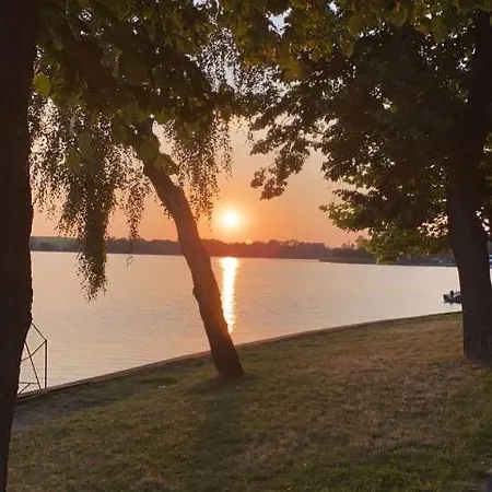 Exclusive Love Suite Z Jacuzzi W Ksztalcie Serca , Krainaalicji Elk * Ełk