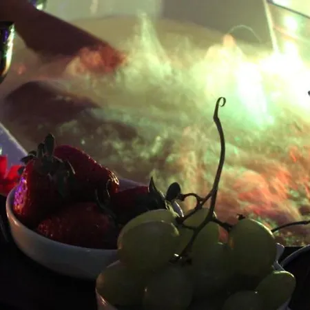 Apartamento Exclusive Z Jacuzzi W Ksztalcie Serca , Krainaalicji Ełk